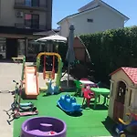 Medeea 科斯蒂内什蒂
