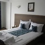 Gazde/Camere de închiriat Medeea